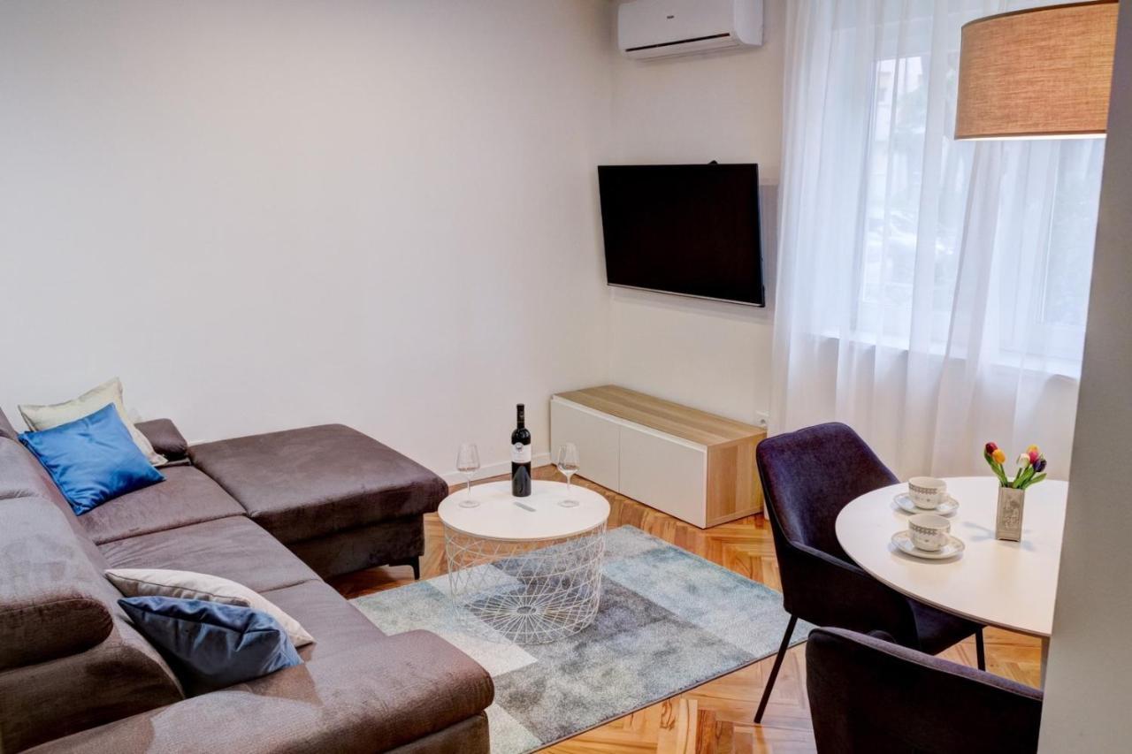 Paola Apartment Rijeka Exterior photo